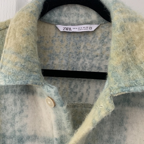 Zara Oversized Overshirt Plaid Jacket xL blue yellow buttons fuzzy hair - Picture 8 of 14